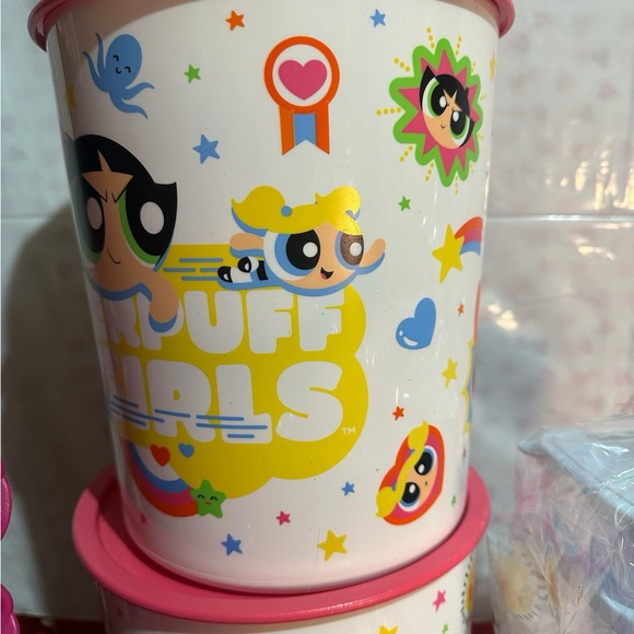 Powerpuff girls storage tupperware container. - Picture 1 of 1